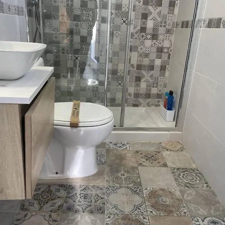 Mi Pequeno Atico Con Vistas